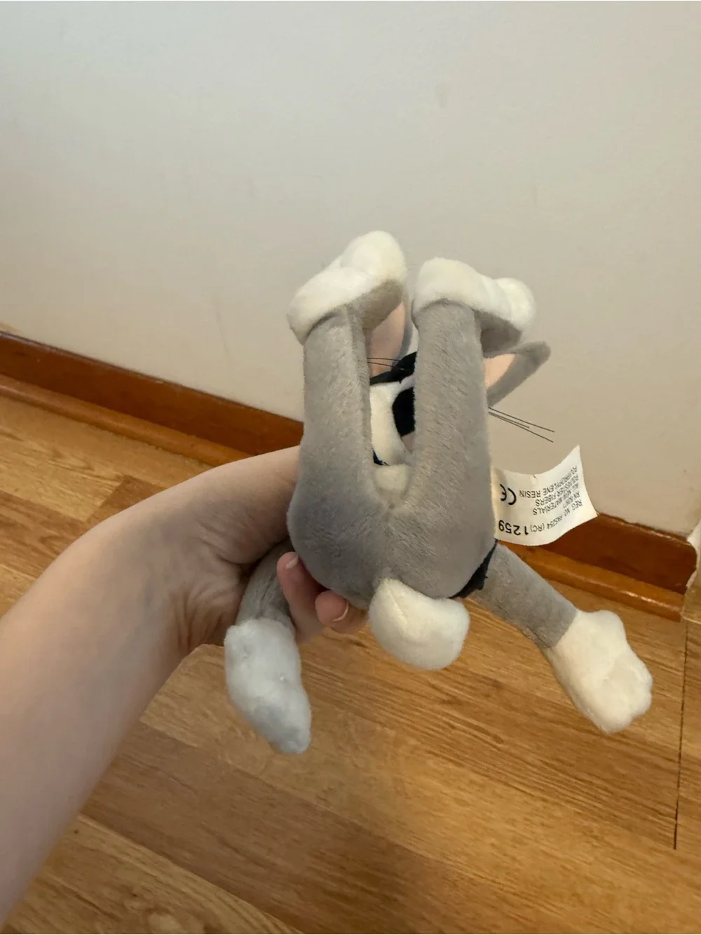 1999 Special Edition WBSS Warner Brothers Store Bugs Employee Bugs Bunny Beanie